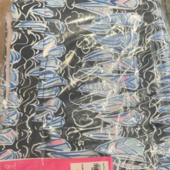 NWT Lilly Pulitzer Beaumont Stretch Shorts 42R in Low Tide Navy Sails & Stripes